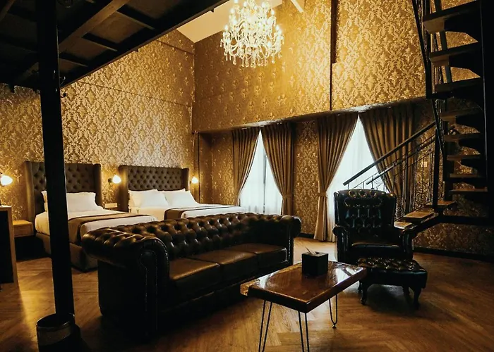 1969 Business Suites Bandar Botani, Ipoh